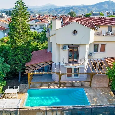 Sehzade 8 Kisilik Hotel 4*